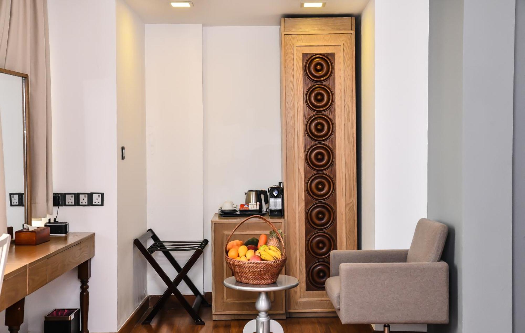 Otel Beehive Premier 3*