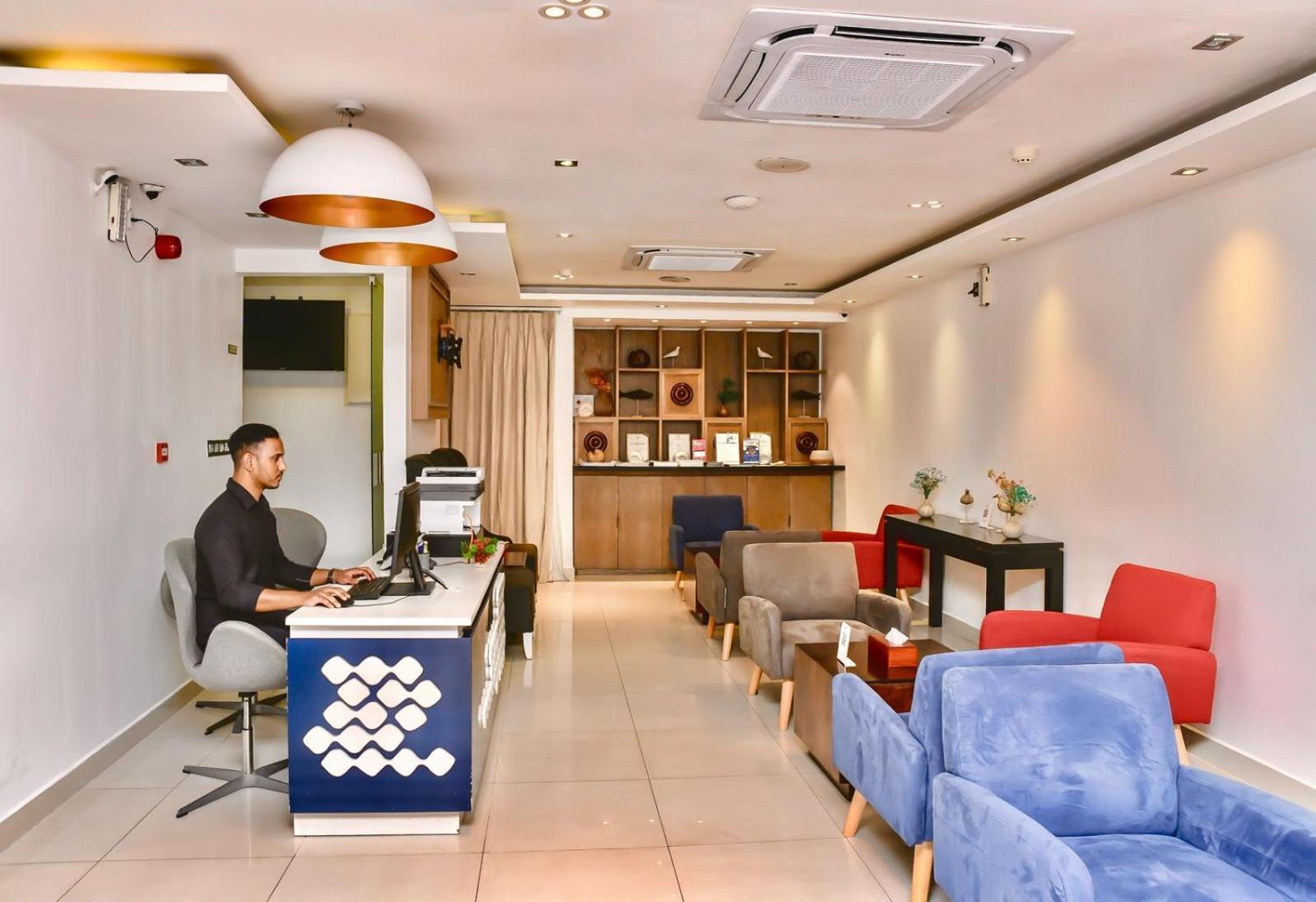 Beehive Premier 3* Malé