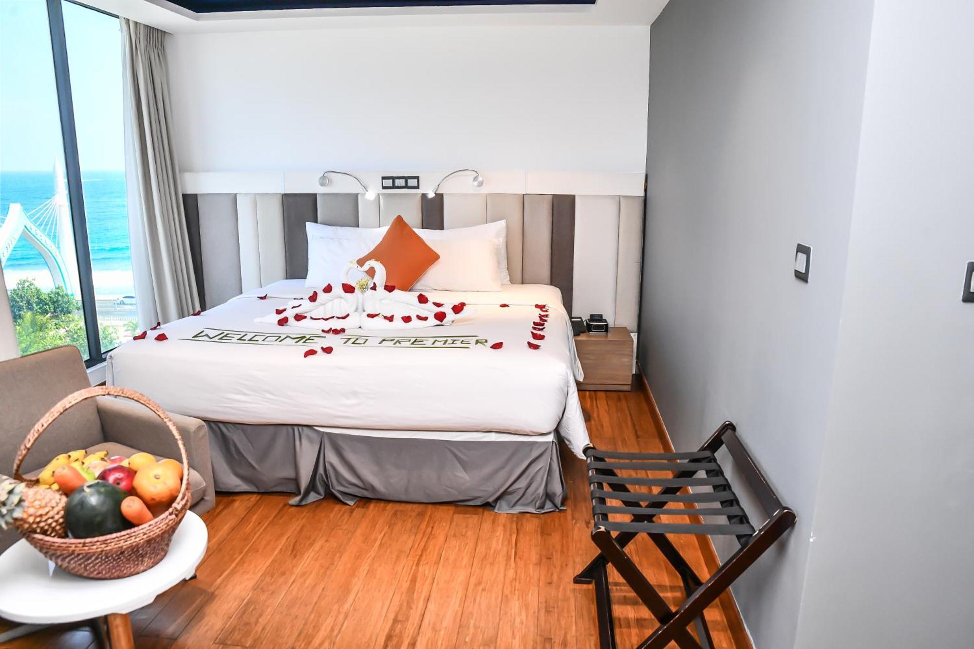 Beehive Premier 3* Malé