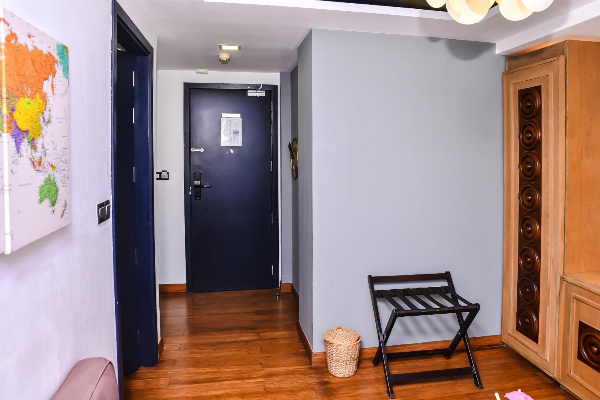 Hotel Beehive Premier 3*
