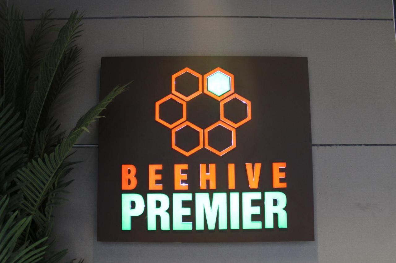 Beehive Premier 3*